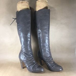 Seychelles Knee High Gray Leather Heeled Boot Sz 7